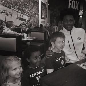 Meet your Posher, Kelly